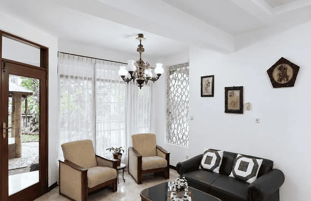 Enny'S Guest House-1